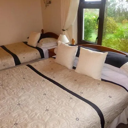 The Ocean Wave Bed & Breakfast Cleggan Extérieur photo